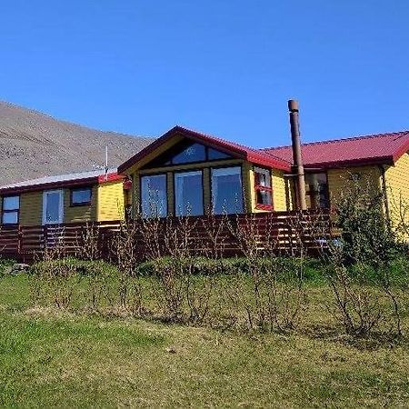 Gemlufall Guesthouse Thingeyri Exteriör bild